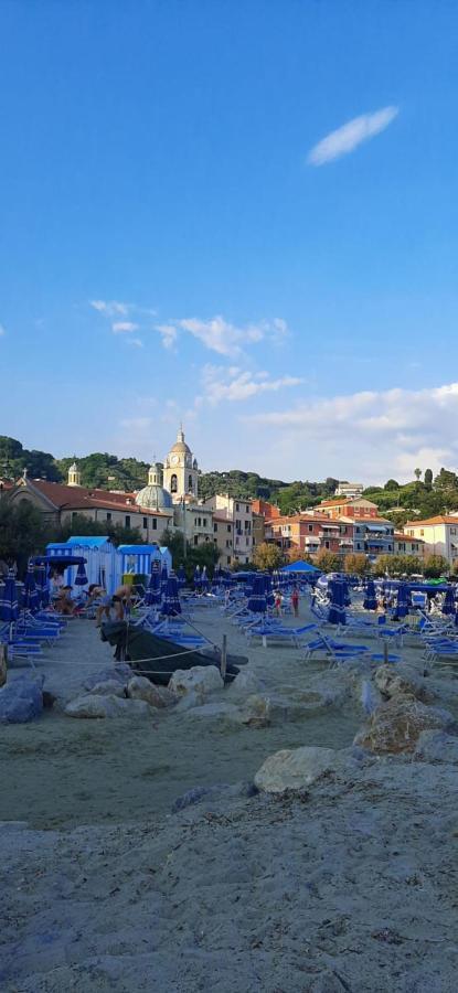 L'Angolo D'Amare Lerici Bagian luar foto