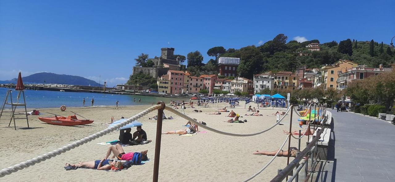 L'Angolo D'Amare Lerici Bagian luar foto